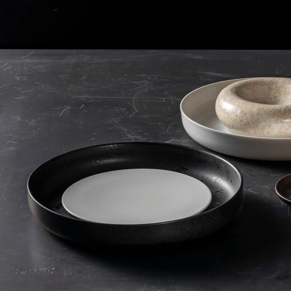 RESONANCE Deep round plate 29, Black - Image 3