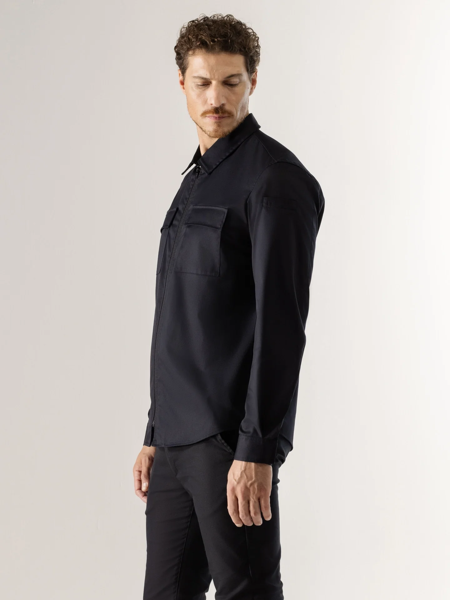 Damian - Image 11