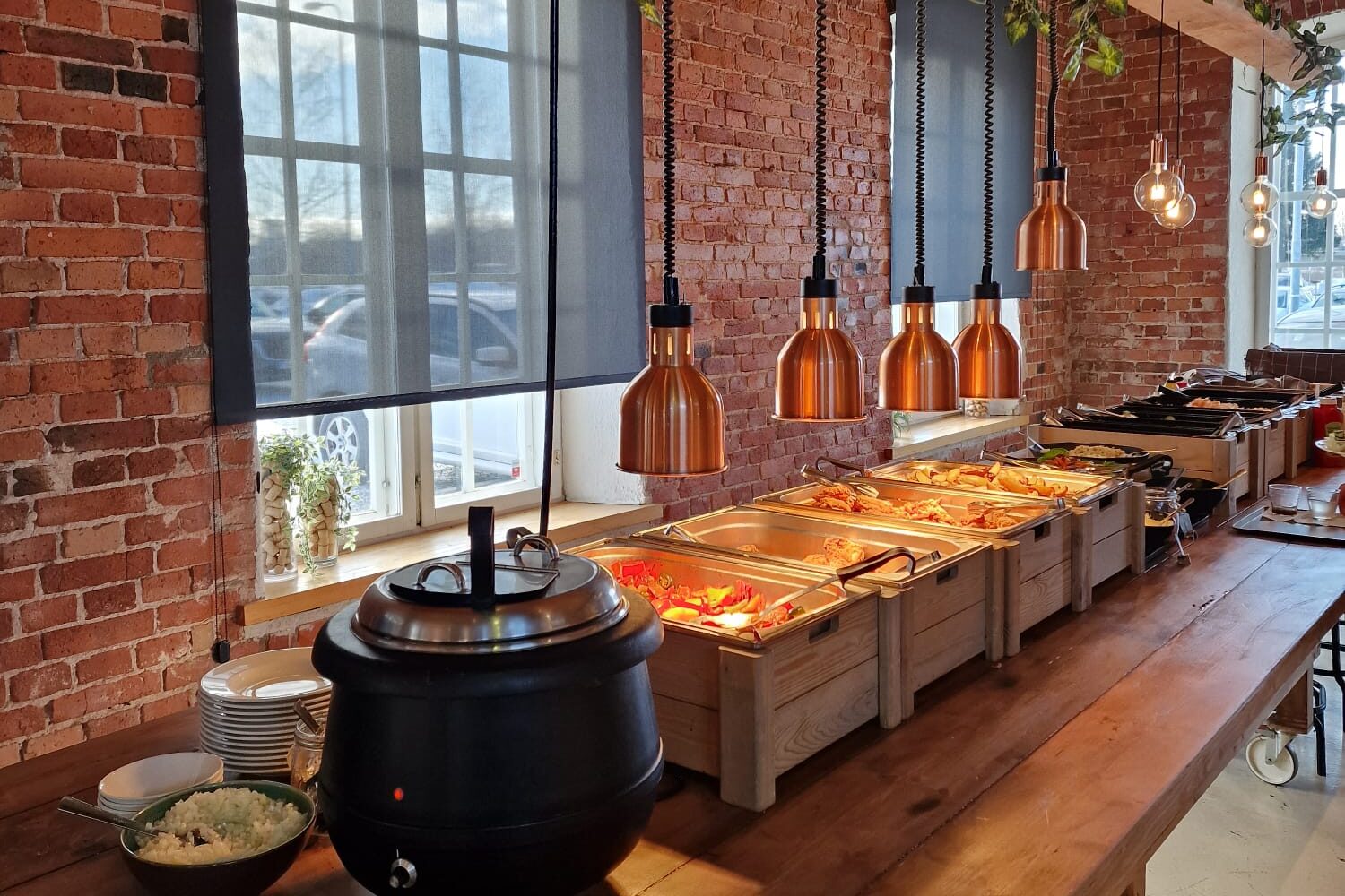 Ravintola Huikoon buffet-linja